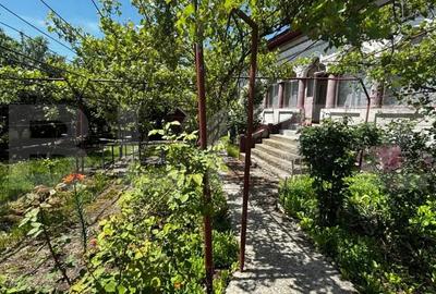 Casă cu Teren 3345 Mp în Central - 9