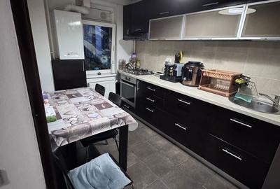 Apartament cu 2 camere decomandat în Central - 1