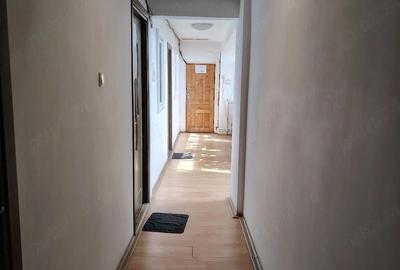 Spațiu comercial, de 15 mp, în Școlilor - 2