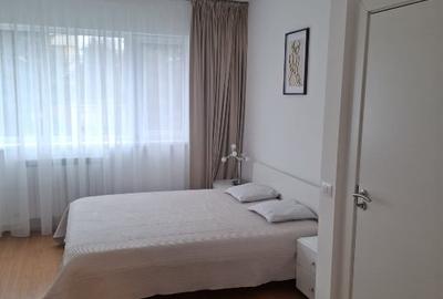 Apartament cu 3 camere în Central - 15