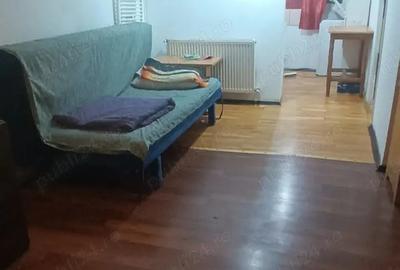 Garsoniera la curte zona Pieptanari - 2