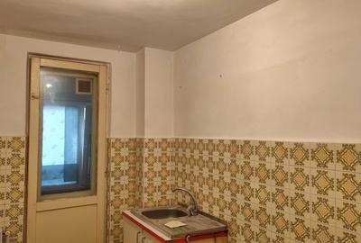 Apartament cu 3 camere decomandat în Central - 6