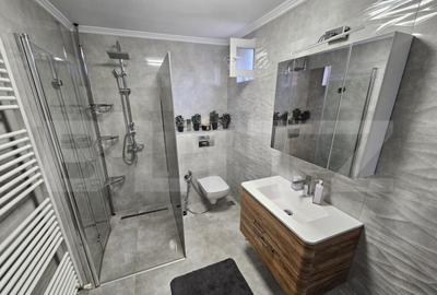 Apartament cu 3 camere semidecomandat în Central - 5