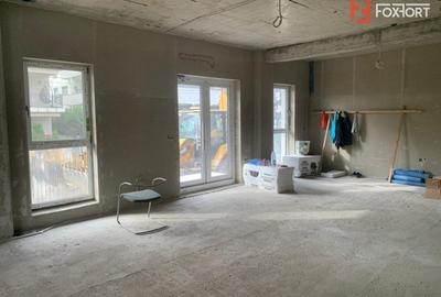 Spatiu comercial cu 2 incaperi de 140 mp - zona Braytim - 1