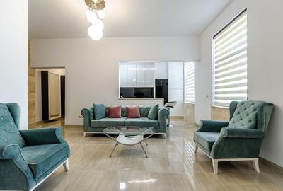 Apartament cu 3 camere decomandat, mobilat în Central