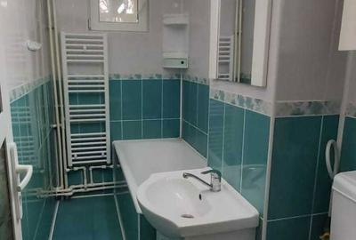 Apartament cu 2 camere nedecomandat în Central