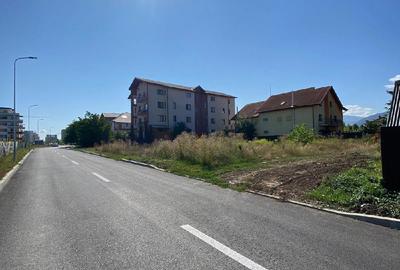 Teren de 978 mp, în Tractorul - 6