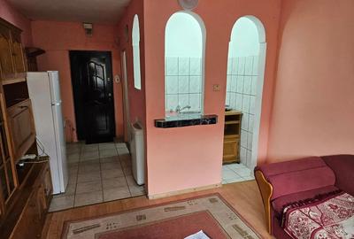 Chirie gars. str Ovidiu, Rogerius, Oradea - 2