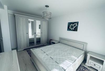 Apartament cu 2 camere decomandat, mobilat în Tractorul - 5
