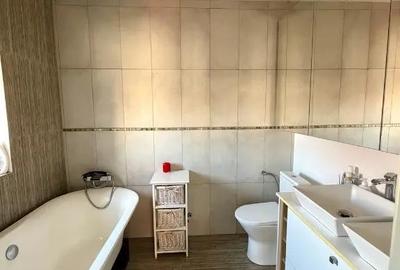 Casă cu 5 camere cu Teren 250 Mp în Florești - 11