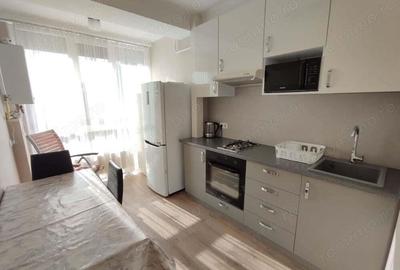 Garsonieră decomandată în 1 Mai - 2