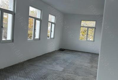 Spațiu comercial, de 174 mp, în Central - 2