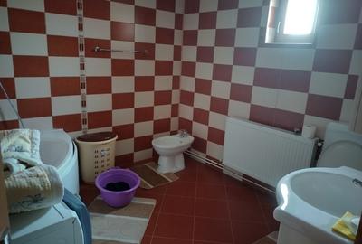 Proprietar vand  casa Sanpetru - 7