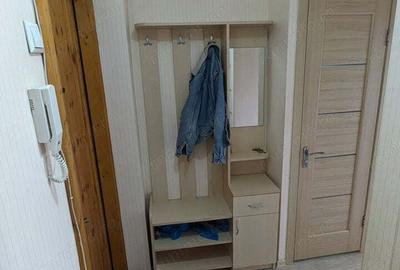 Apartament cu 2 camere decomandat în Eroii Revoluției - 1