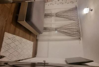 Apartament cu 3 camere decomandat în Cet - 2