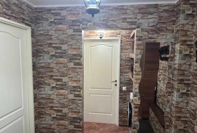 Apartament cu 2 camere decomandat în Tractorul - 9