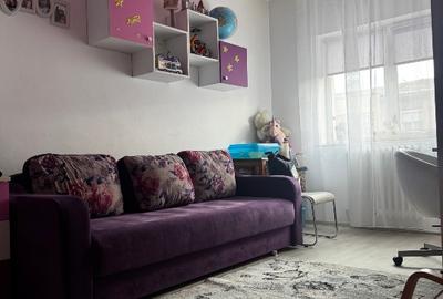 Apartament cu 4 camere decomandat în Est - 3