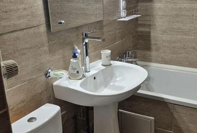 Apartament cu 2 camere decomandat în 13 Septembrie - 7