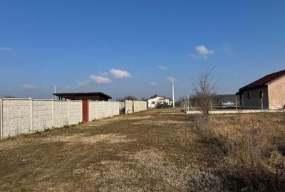 CORBEANCA, OSTRATU, TEREN 700 mp - 4
