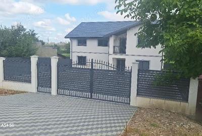 Casă cu Teren 630 Mp în Horia - 12