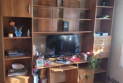 Inchiriere Apartament cu 3 camere Aradului 400 Euro - 1