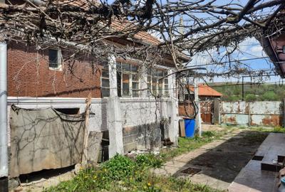 Casă cu 4 camere în Central - 4