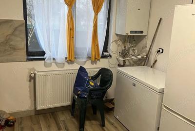 Casă cu 3 camere cu Teren 1000 Mp în Răcari - 1