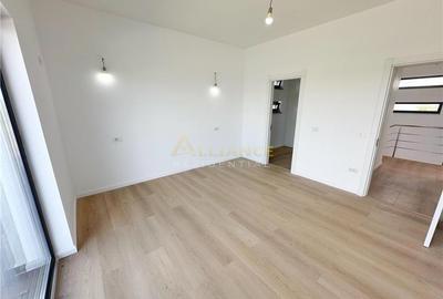 Casă individuală cu 5 camere cu Teren 360 Mp în Berceni - 2