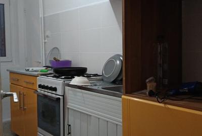 Proprietar inchiriez apartament o camera zona Bucovina. - 7