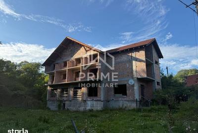 Casă cu Teren 1602 Mp în Almașu Mare - 5