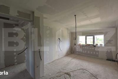 Casă cu 4 camere cu Teren 538 Mp în Priseaca - 2
