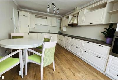 Apartament cu 3 camere decomandat în Aradul Nou - 7