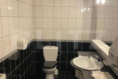 Spațiu comercial, de 618 mp, în Central - 9