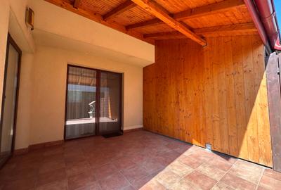 Casă cu 5 camere cu Garaj în Central - 10