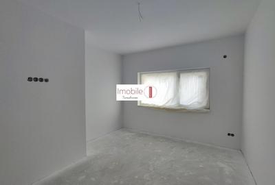Duplex cu 4 camere cu Canalizare în Florești - 6
