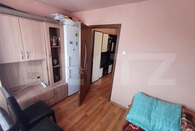 Apartament de inchiriat, cu 2 camere, zona Decebal - 3