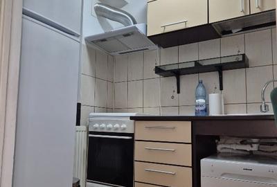 Proprietar - Inchiriez Garsoniera complet mobilata si utilata - Str Bârcă, nr 10 - 6