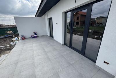 Sacalaz, 1/2 Duplex , Parter, 3 camere,2 bai,Terasa Acoperita - 3