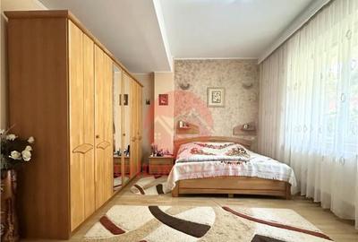 Casă cu 9 camere cu Canalizare în Faleza Nord - 11