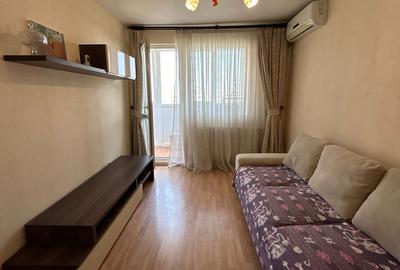 Cmpia Libertatii 2 Camere 43 Mp Bloc 1976 Etaj 9  10 Min Metrou
