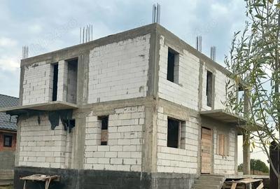 Casa in construc?ie Sp+P+2E - 10