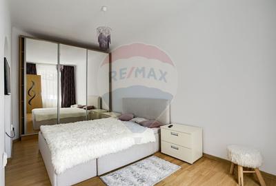 Apartament cu 2 camere semidecomandat, mobilat în Ultracentral