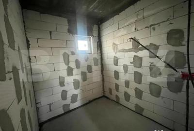 Casă cu 3 camere cu Teren 202 Mp în Central - 1