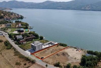 Spațiu comercial, în Eșelnița - 3