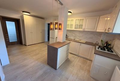 Apartament cu 3 camere decomandat, mobilat în 13 Septembrie - 11