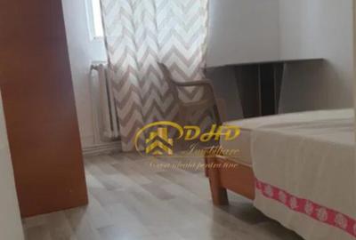 NICOLINA, Ap. 3 cam, Decomandat - 2