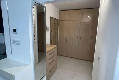 Apartament cu 3 camere decomandat în Central - 2