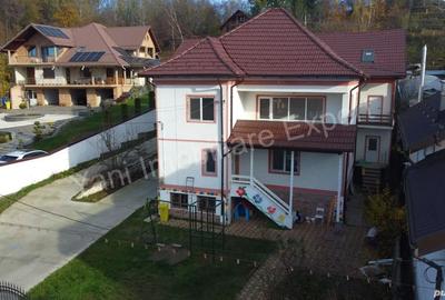 Spațiu comercial, de 320 mp, în Central - 13