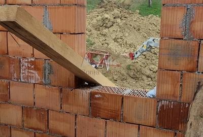 Casă individuală cu 4 camere cu Canalizare în Nord-Vest - 16