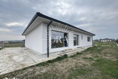 Casă cu 4 camere cu Teren 950 Mp în Jucu - 12
